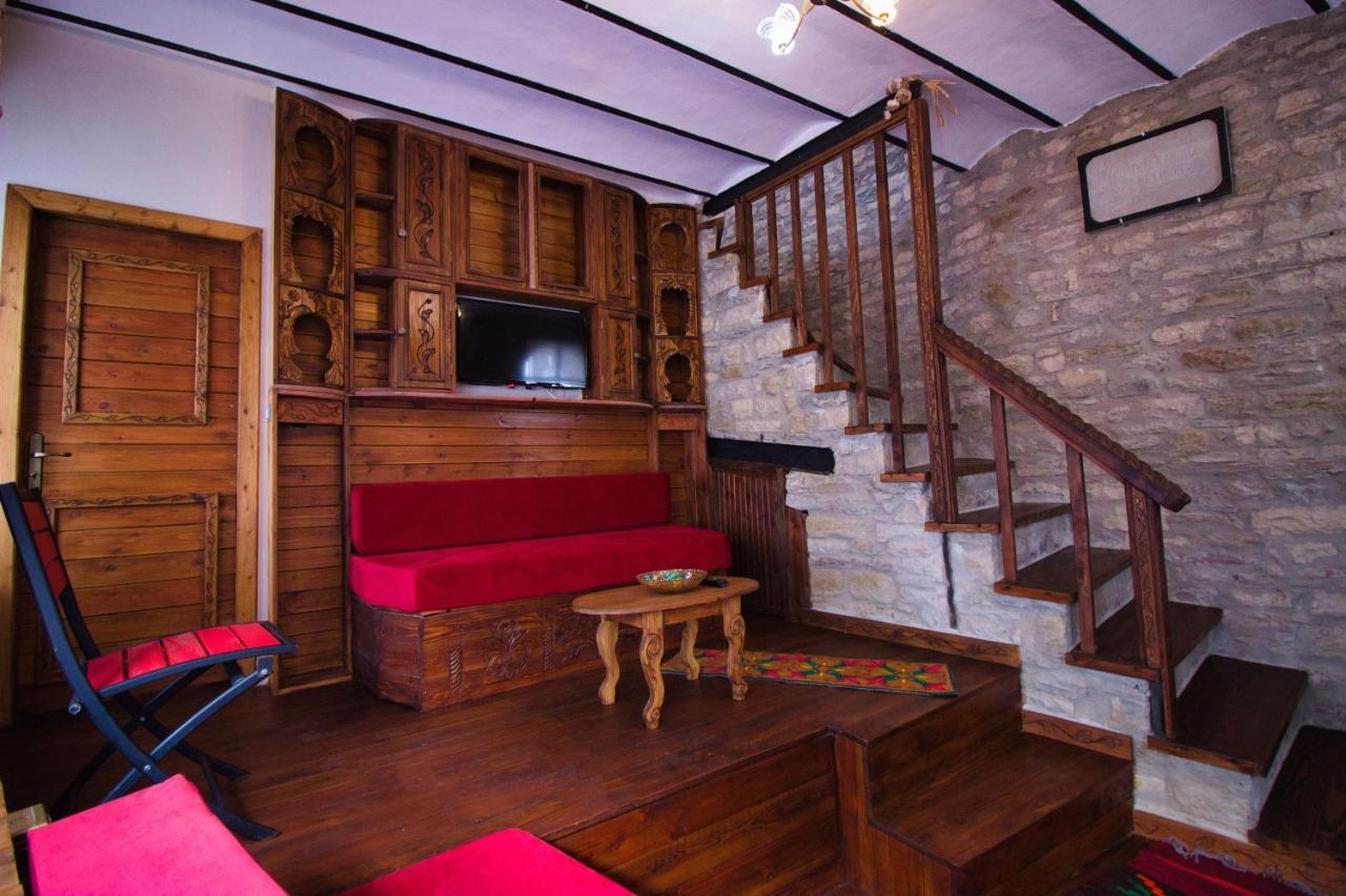 Duplex Apartment Kandile Gjirokastra Kültér fotó