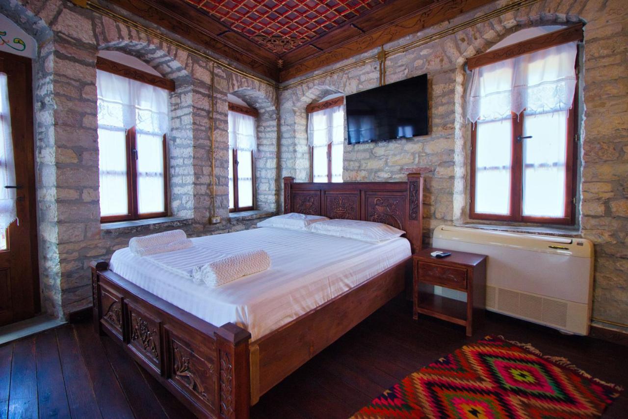 Duplex Apartment Kandile Gjirokastra Kültér fotó