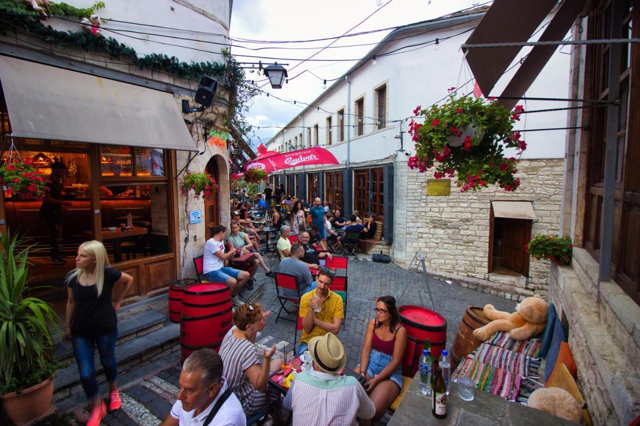 Duplex Apartment Kandile Gjirokastra Kültér fotó
