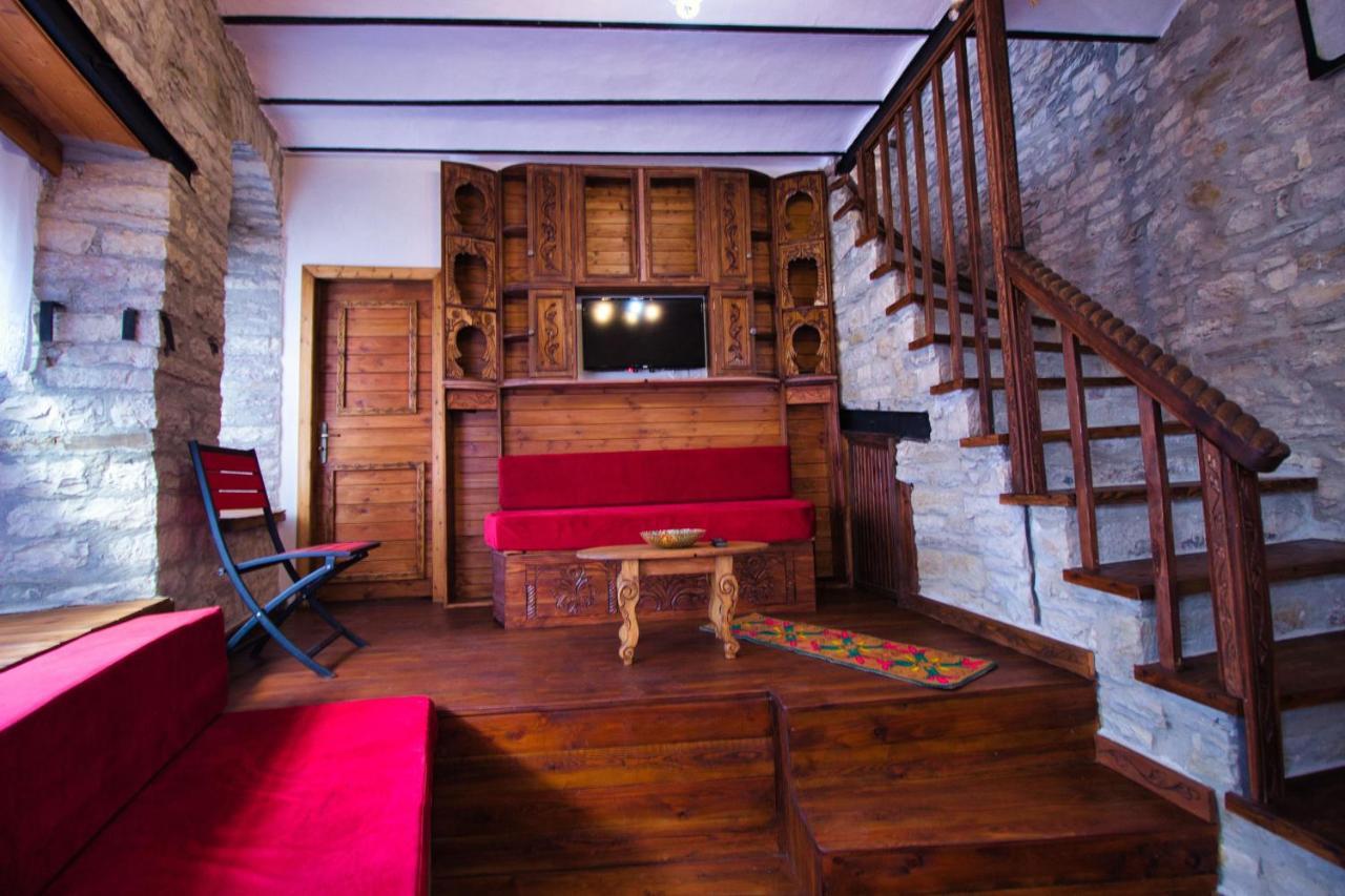 Duplex Apartment Kandile Gjirokastra Kültér fotó