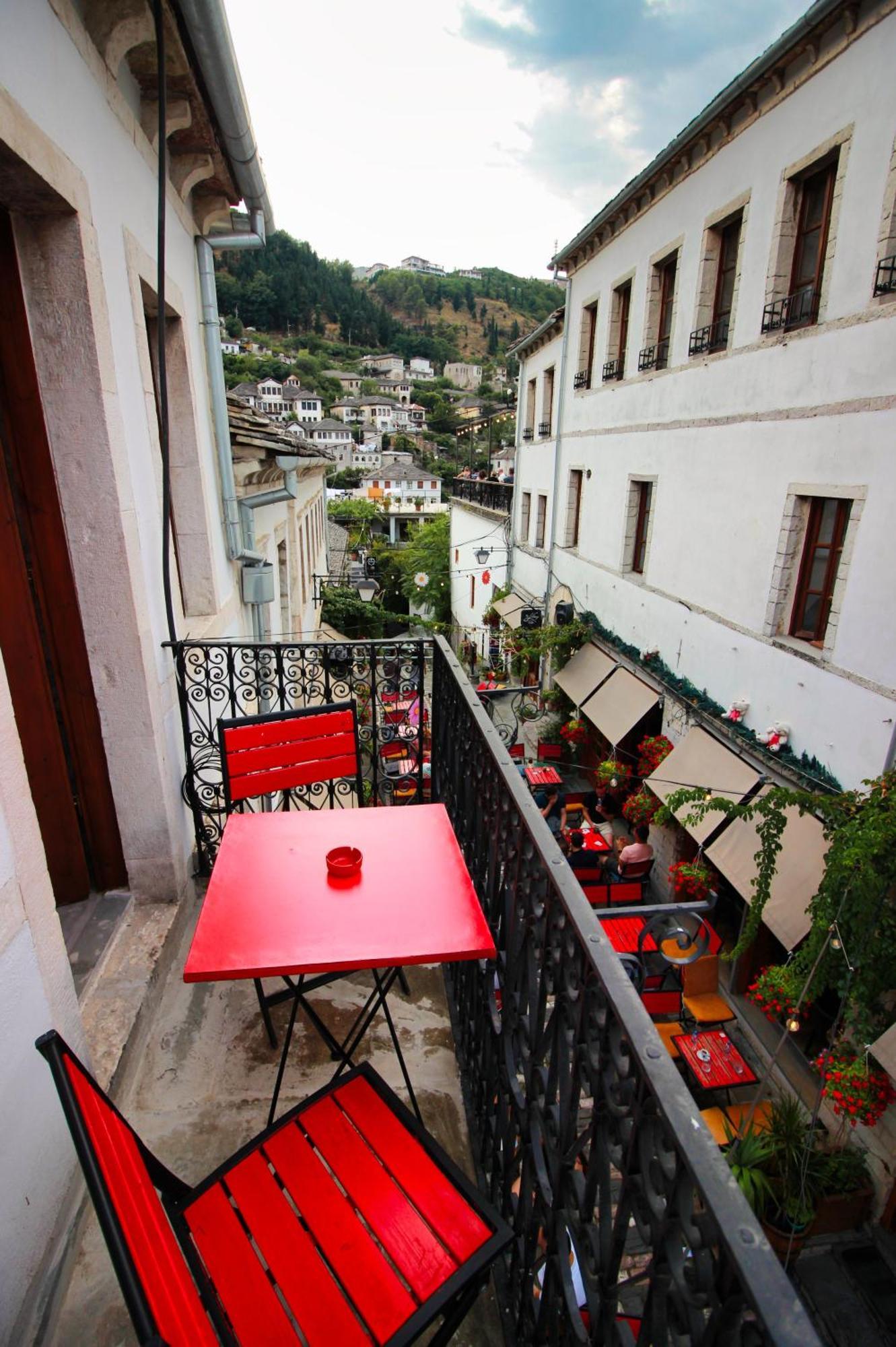 Duplex Apartment Kandile Gjirokastra Kültér fotó