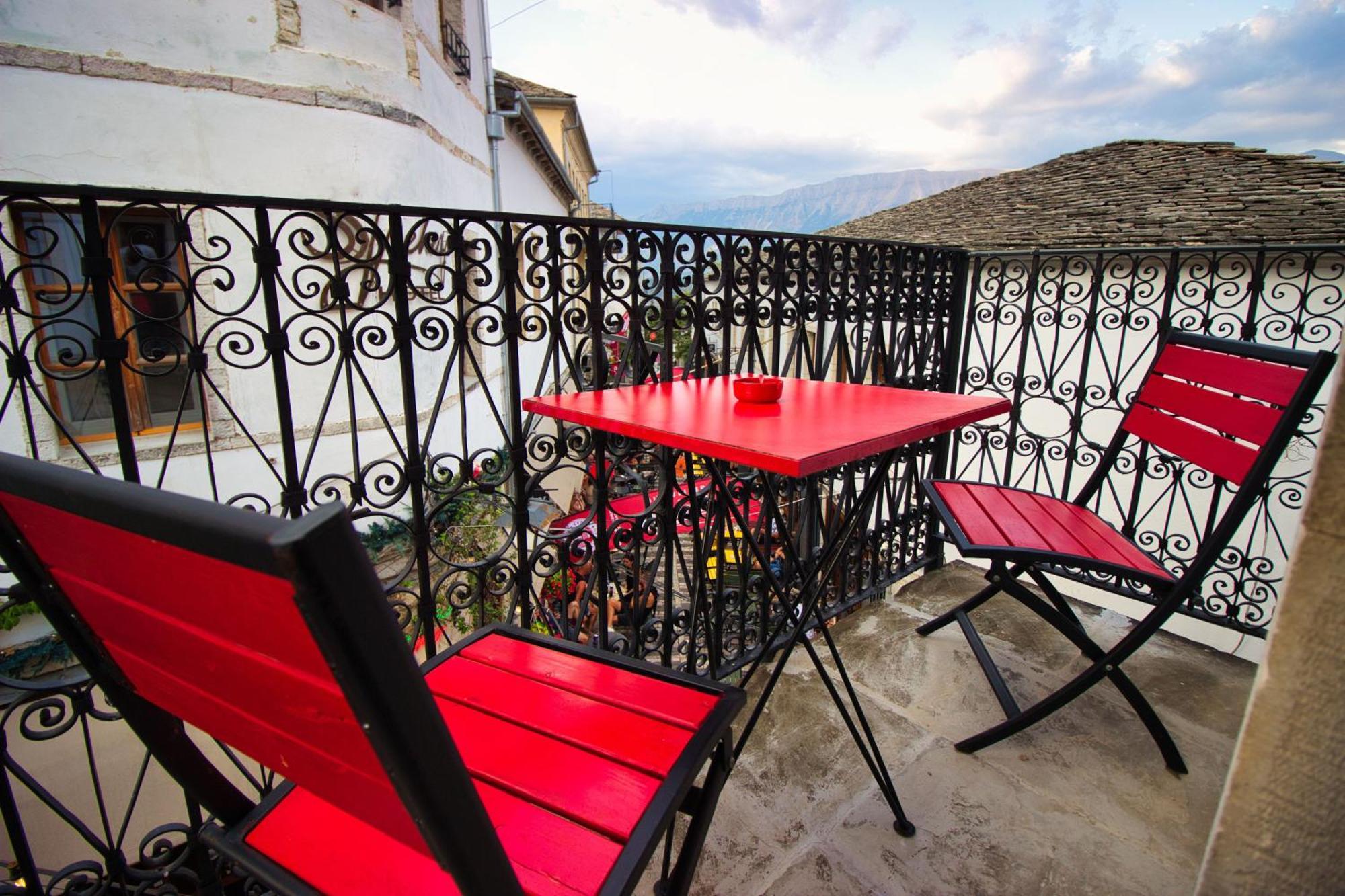 Duplex Apartment Kandile Gjirokastra Kültér fotó